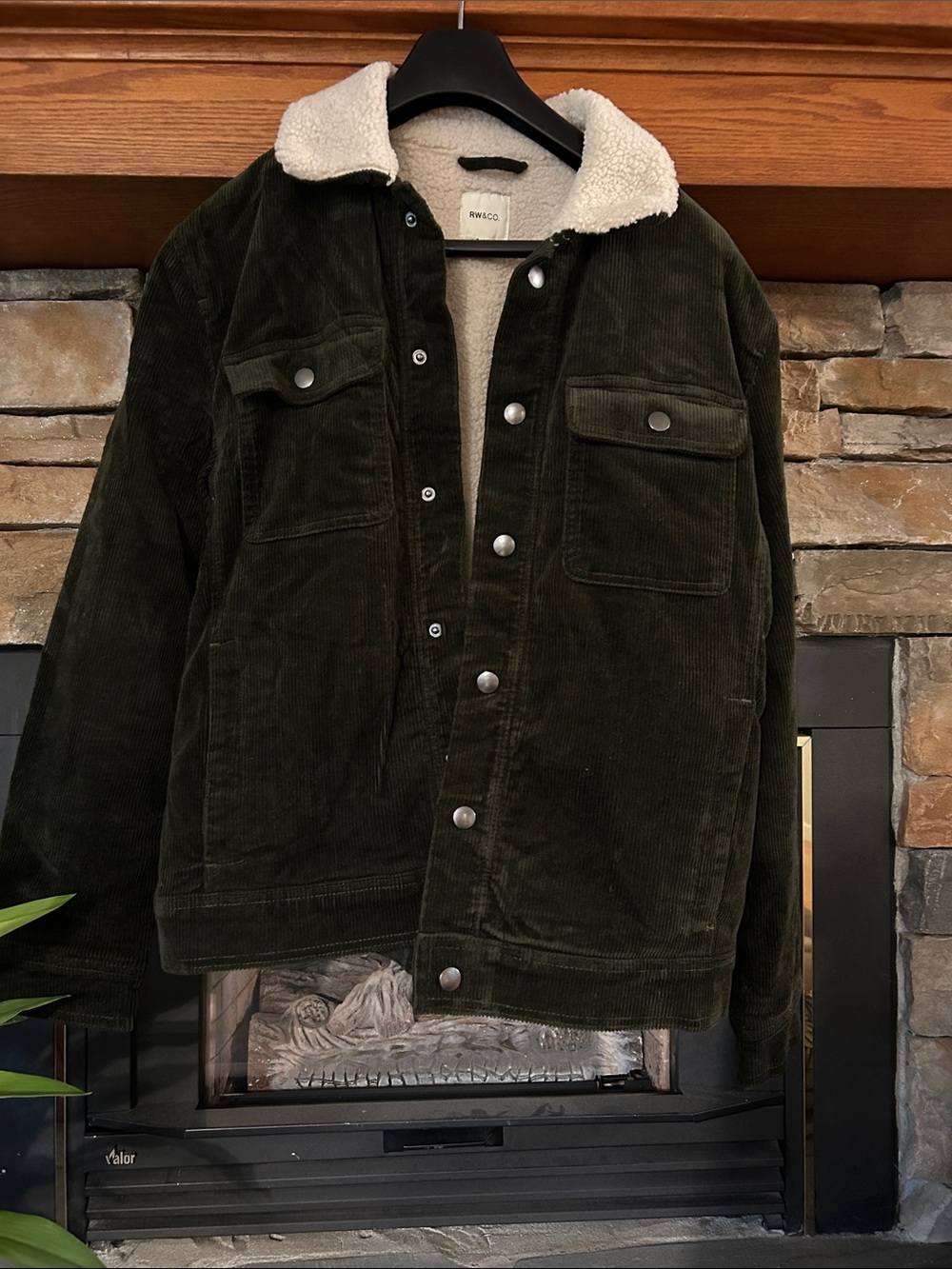 RW&co Olive dark Green Corduroy Sherpa Jacket with Cream Collar